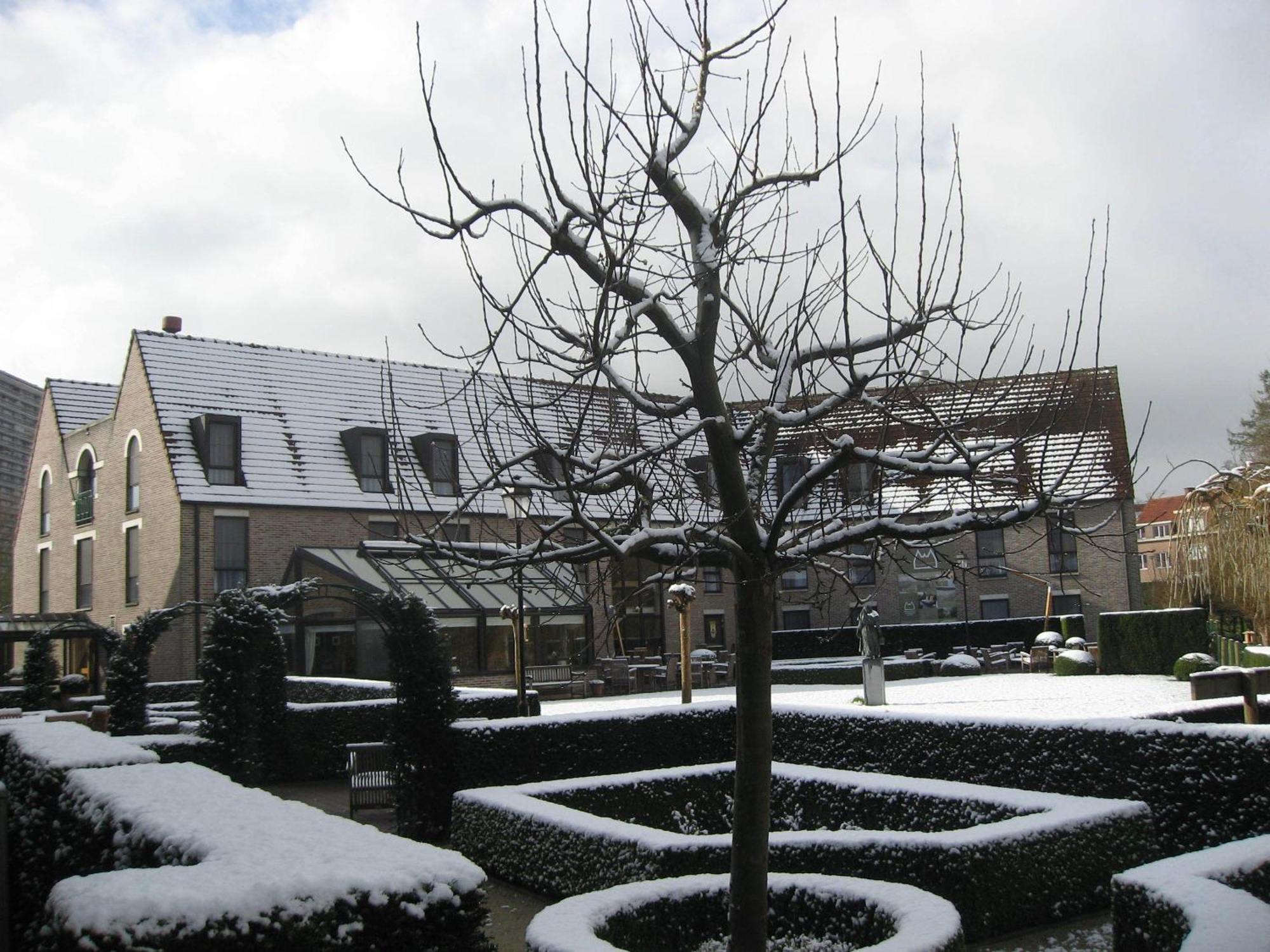 Begijnhof Hotel Льовен Екстериор снимка